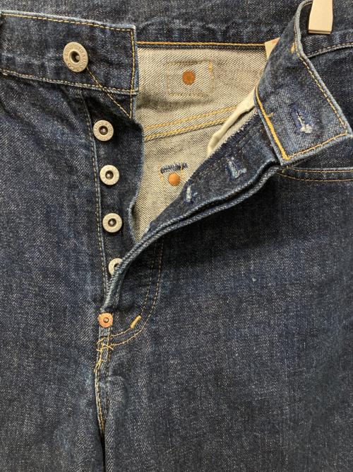 LEVI'S（リーバイス）LEVI'S (リーバイス) 702XX 復刻 シンチバッグデニムパンツ インディゴ サイズ:W31の古着・服飾アイテム