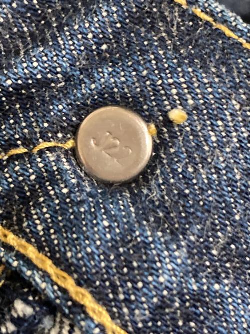 LEVI'S（リーバイス）LEVI'S (リーバイス) 702XX 復刻 シンチバッグデニムパンツ インディゴ サイズ:W31の古着・服飾アイテム