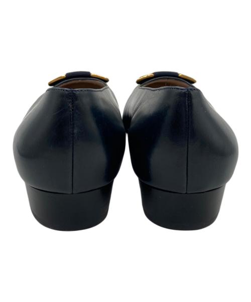 Salvatore Ferragamo（サルヴァトーレ フェラガモ）Salvatore Ferragamo (サルヴァトーレ フェラガモ) チャンキーヒールパンプス ネイビー サイズ:5 1/2の古着・服飾アイテム