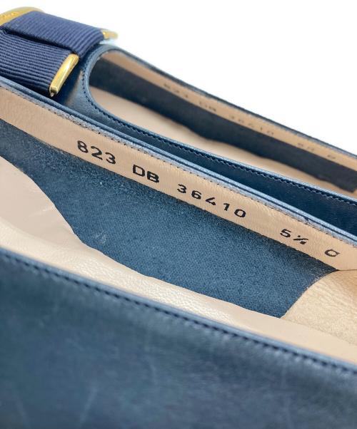 Salvatore Ferragamo（サルヴァトーレ フェラガモ）Salvatore Ferragamo (サルヴァトーレ フェラガモ) チャンキーヒールパンプス ネイビー サイズ:5 1/2の古着・服飾アイテム