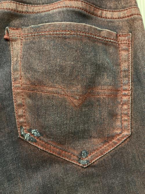 DIESEL（ディーゼル）DIESEL (ディーゼル) ストレッチデニムパンツ ボルドー サイズ:SIZE 73.5cm (W29)の古着・服飾アイテム