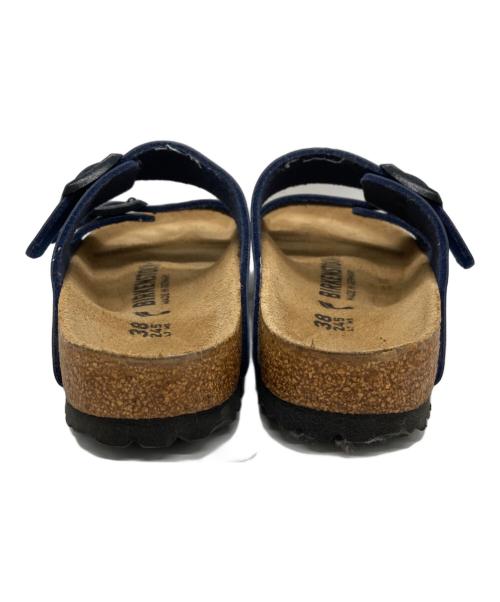BIRKENSTOCK（ビルケンシュトック）BIRKENSTOCK (ビルケンシュトック) サンダル ブラウン×ネイビー サイズ:24.5の古着・服飾アイテム