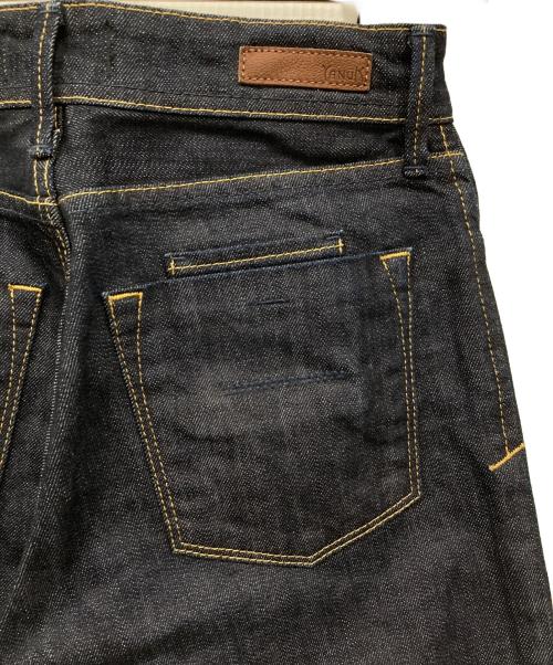 YANUK（ヤヌーク）YANUK (ヤヌーク) ストレートデニムパンツ インディゴ サイズ:W22の古着・服飾アイテム