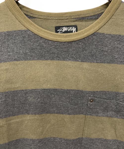 stussy（ステューシー）stussy (ステューシー) ボーダーカットソー グレー×カーキ サイズ:Mの古着・服飾アイテム