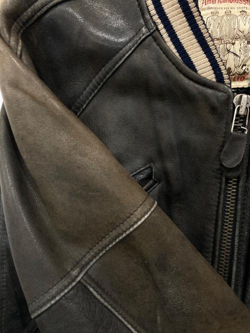 AVIREX（アヴィレックス）AVIREX (アヴィレックス) レザーバーシティージャケット ブラウン サイズ:Mの古着・服飾アイテム