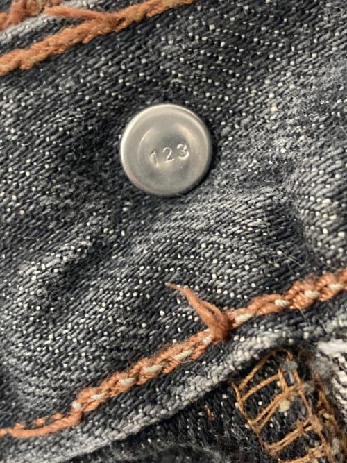 LEVI'S（リーバイス）LEVI'S (リーバイス) 567 先染めデニムパンツ グレー サイズ:SIZE 81cm (W32)の古着・服飾アイテム