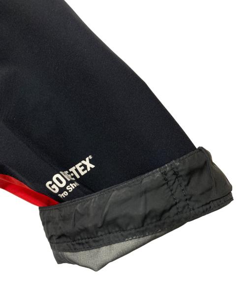 THE NORTH FACE（ザ ノース フェイス）THE NORTH FACE (ザ ノース フェイス) ジップアップジャケット ブラック×レッド サイズ:Mの古着・服飾アイテム