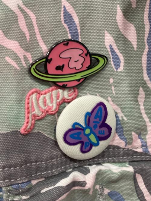 Aape BY A BATHING APE（エーエイプ バイ アベイシングエイプ）AAPE BY A BATHING APE (エーエイプ バイ アベイシングエイプ) クロップドカモジャケット カーキ サイズ:XSの古着・服飾アイテム
