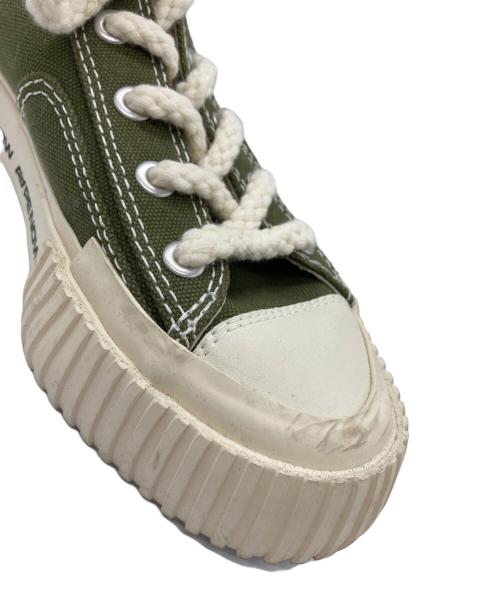 Aape BY A BATHING APE（エーエイプ バイ アベイシングエイプ）AAPE BY A BATHING APE (エーエイプ バイ アベイシングエイプ) ローカットスニーカー ホワイト×カーキ サイズ:25㎝の古着・服飾アイテム