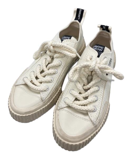 Aape BY A BATHING APE（エーエイプ バイ アベイシングエイプ）AAPE BY A BATHING APE (エーエイプ バイ アベイシングエイプ) ローカットスニーカー アイボリー サイズ:29cmの古着・服飾アイテム