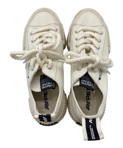 Aape BY A BATHING APE（エーエイプ バイ アベイシングエイプ）AAPE BY A BATHING APE (エーエイプ バイ アベイシングエイプ) ローカットスニーカー アイボリー サイズ:29cmの古着・服飾アイテム