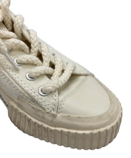 Aape BY A BATHING APE（エーエイプ バイ アベイシングエイプ）AAPE BY A BATHING APE (エーエイプ バイ アベイシングエイプ) ローカットスニーカー アイボリー サイズ:29cmの古着・服飾アイテム