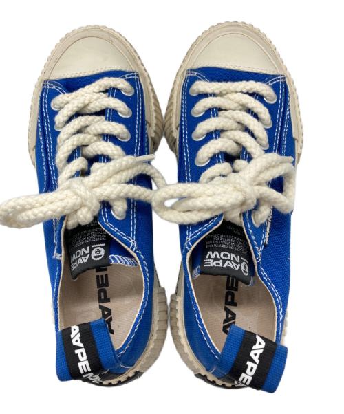 Aape BY A BATHING APE（エーエイプ バイ アベイシングエイプ）AAPE BY A BATHING APE (エーエイプ バイ アベイシングエイプ) ローカットスニーカー ホワイト×ブルー サイズ:28cmの古着・服飾アイテム