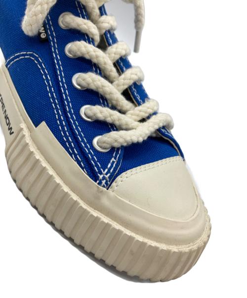 Aape BY A BATHING APE（エーエイプ バイ アベイシングエイプ）AAPE BY A BATHING APE (エーエイプ バイ アベイシングエイプ) ローカットスニーカー ホワイト×ブルー サイズ:28cmの古着・服飾アイテム