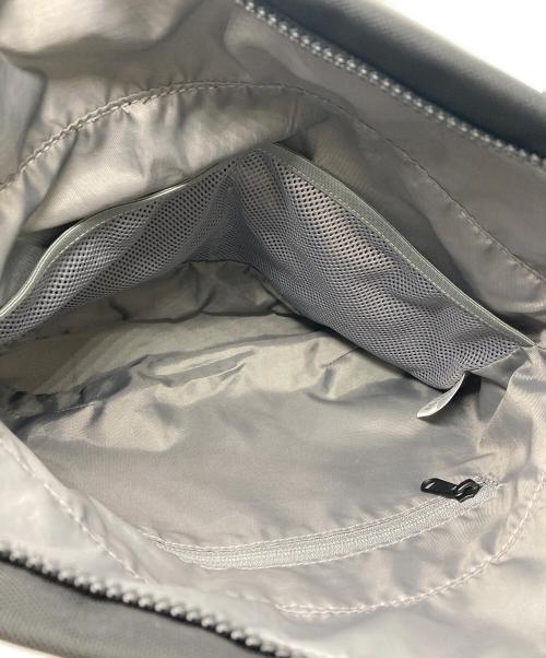 THE NORTH FACE（ザ ノース フェイス）THE NORTH FACE (ザ ノース フェイス) ショルダーバッグ ブラック サイズ:Lの古着・服飾アイテム