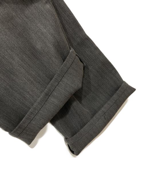 Abuku（アブク）Abuku (アブク) パールスタッズワイドタックヘリンボーンスラックス グレー サイズ:Lの古着・服飾アイテム