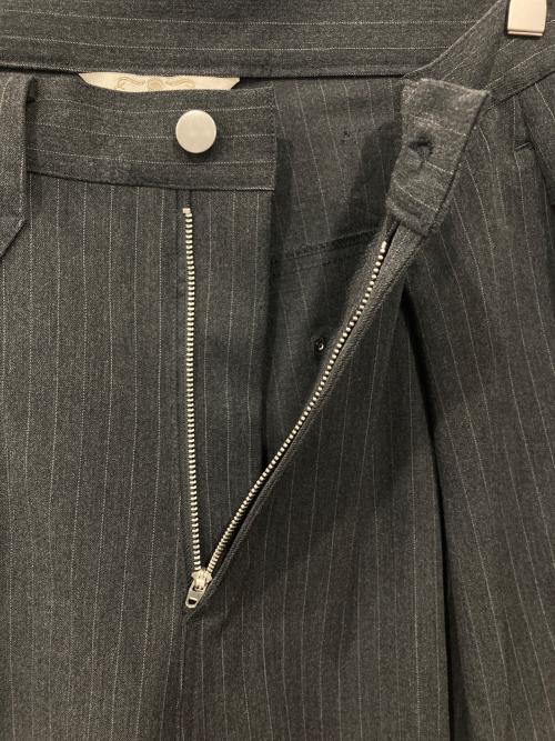 Abuku（アブク）Abuku (アブク) ワイドバギーホックウエスタンスラックス グレー サイズ:Mの古着・服飾アイテム