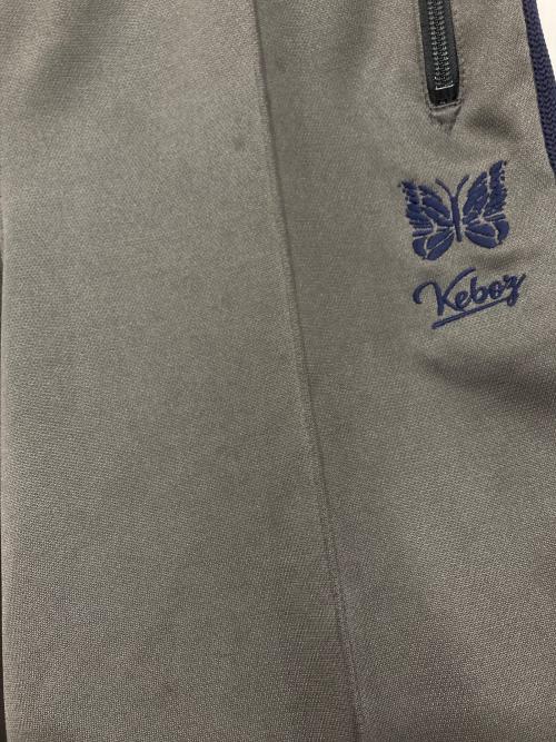 Needles（ニードルズ）Needles (ニードルズ) KEBOZ (ケボズ) トラックパンツ グレー サイズ:Mの古着・服飾アイテム