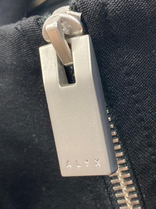 1017 ALYX 9SM（テンセブンティーン アリクス ナインエスエム）1017 ALYX 9SM (テンセブンティーン アリクス ナインエスエム) サイドライン コースターバックル トラックジャケット ブラック サイズ:Lの古着・服飾アイテム