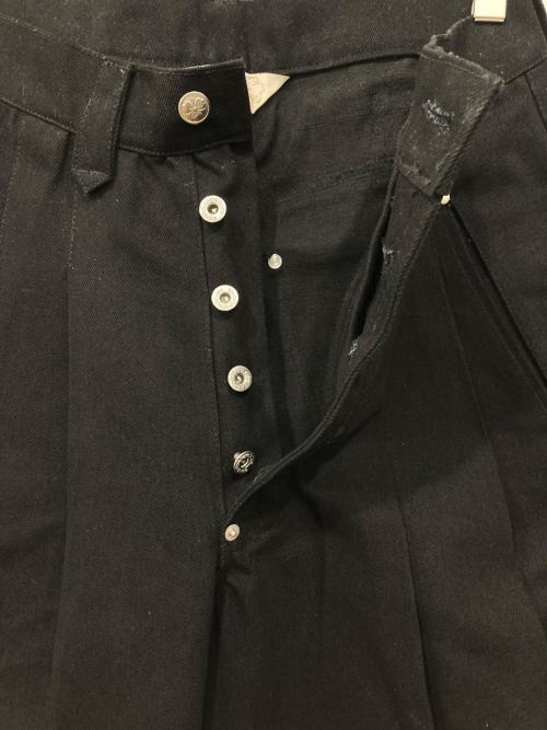 Abuku（アブク）Abuku (アブク) ワイドタックカラードデニムパンツ ブラック サイズ:Mの古着・服飾アイテム