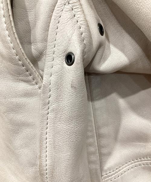 AVIREX（アヴィレックス）AVIREX (アヴィレックス) エイジド スタンド シングルライダースジャケット ベージュ サイズ:Lの古着・服飾アイテム