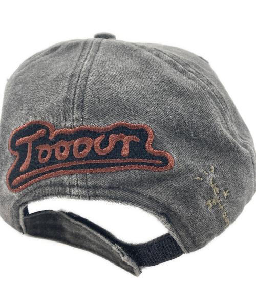 Travis Scott（トラヴィススコット）Travis Scott (トラヴィススコット) ツアーキャップ グレーの古着・服飾アイテム