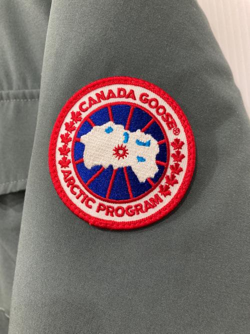 CANADA GOOSE（カナダグース）CANADA GOOSE (カナダグース) カムループス ダウンジャケット オリーブ サイズ:Sの古着・服飾アイテム