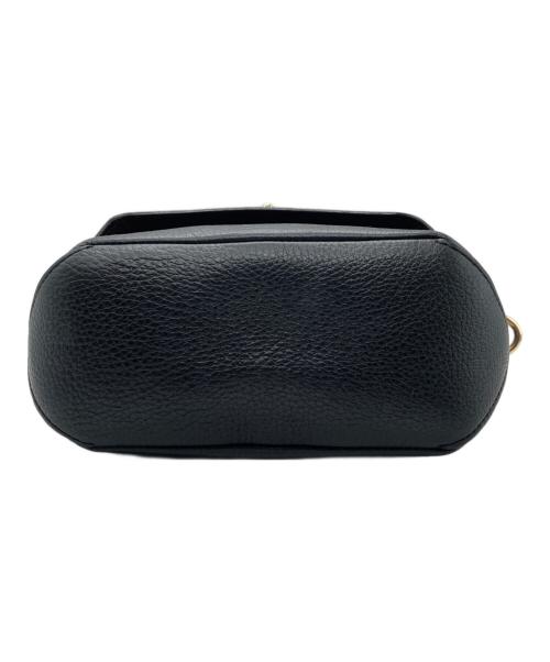 COACH（コーチ）COACH (コーチ) ペブルド レザー カーリー クロスボディー ブラックの古着・服飾アイテム