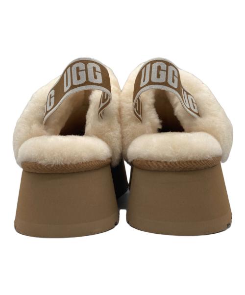 UGG（アグ）UGG (アグ) プラットフォームサンダル ベージュ サイズ:25㎝の古着・服飾アイテム