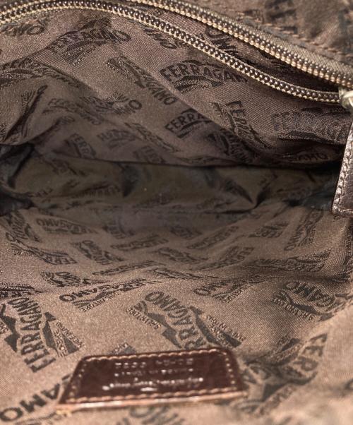 Salvatore Ferragamo（サルヴァトーレ フェラガモ）Salvatore Ferragamo (サルヴァトーレ フェラガモ) ショルダーバッグ オレンジの古着・服飾アイテム