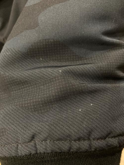 AVIREX（アヴィレックス）AVIREX (アヴィレックス) MA-1フライトジャケット ブラック×ネイビー サイズ:XLの古着・服飾アイテム
