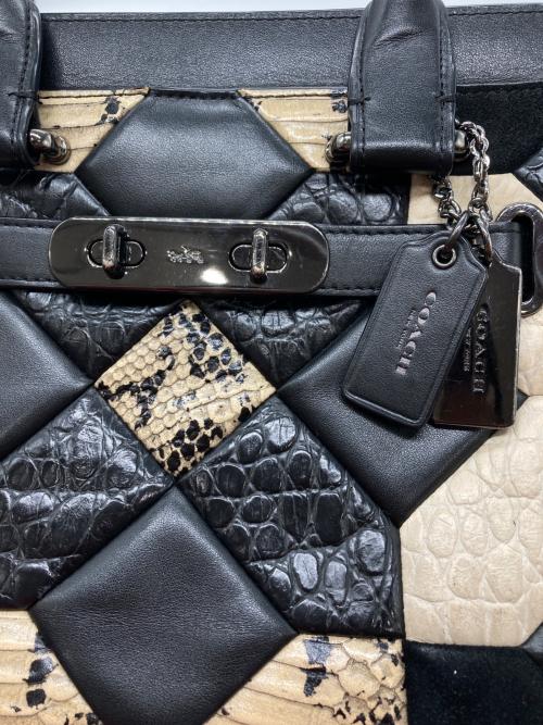 COACH（コーチ）COACH (コーチ) キルティングンドバッグ ブラックの古着・服飾アイテム