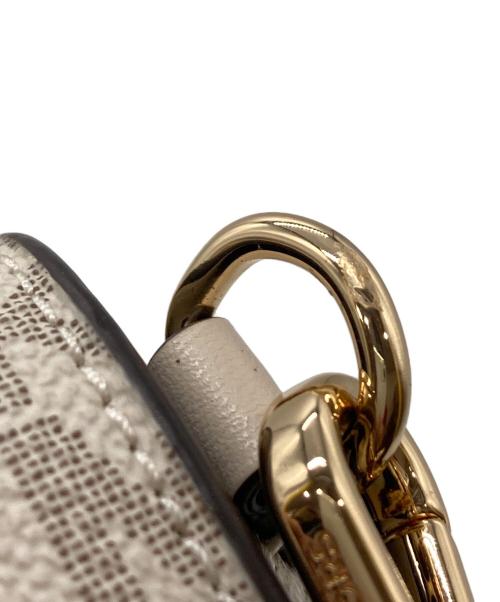 MICHAEL KORS（マイケルコース）MICHAEL KORS (マイケルコース) ショルダーバッグ ホワイトの古着・服飾アイテム