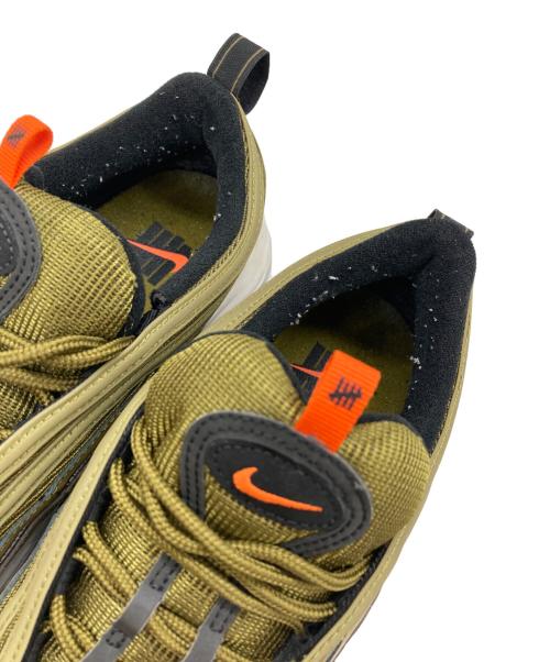 NIKE（ナイキ）NIKE (ナイキ) UNDEFEATED (アンディフィーテッド) ローカットスニーカー カーキ サイズ:28.5㎝の古着・服飾アイテム