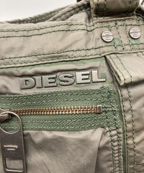 DIESEL（ディーゼル）DIESEL (ディーゼル) メタルロゴトートバッグ カーキの古着・服飾アイテム