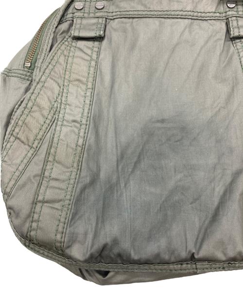 DIESEL（ディーゼル）DIESEL (ディーゼル) メタルロゴトートバッグ カーキの古着・服飾アイテム