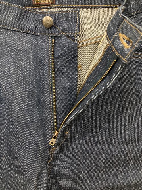 LEE（リー）LEE (リー) 101 R Relaxed Jean Selvedge Red Casted LHT インディゴ サイズ:W34の古着・服飾アイテム