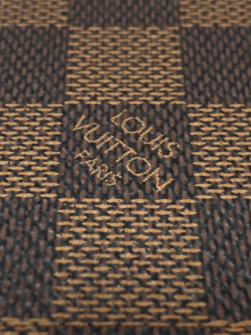LOUIS VUITTON（ルイ ヴィトン）LOUIS VUITTON (ルイ ヴィトン) 名刺入れ ブラウンの古着・服飾アイテム