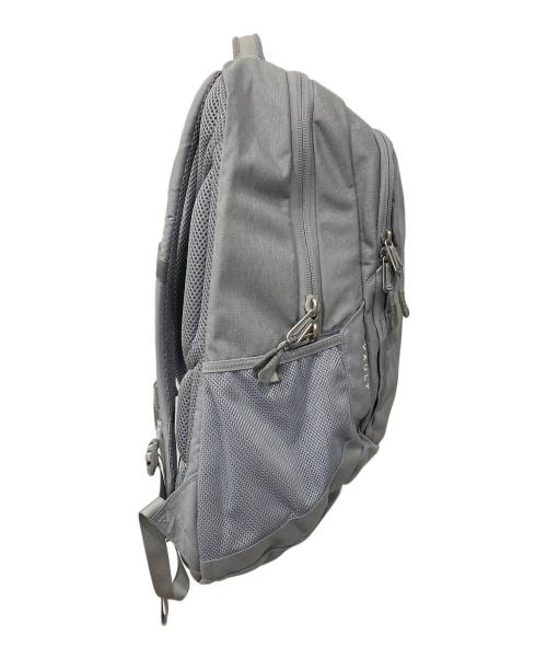THE NORTH FACE（ザ ノース フェイス）THE NORTH FACE (ザ ノース フェイス) リュック グレーの古着・服飾アイテム
