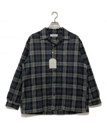 UNIVERSAL PRODUCTS.（ユニバーサルプロダクツ）の古着「ウールシャツ」｜グレー
