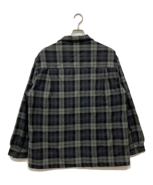 UNIVERSAL PRODUCTS.（ユニバーサルプロダクツ）UNIVERSAL PRODUCTS. (ユニバーサルプロダクツ) ウールシャツ グレー サイズ:2 未使用品の古着・服飾アイテム