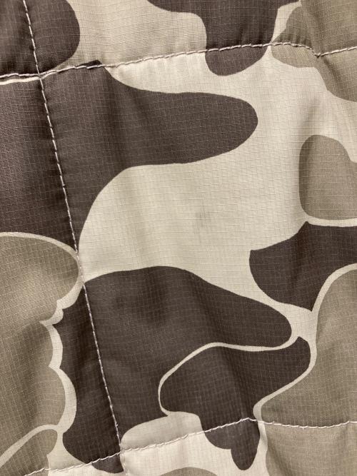 Columbia（コロンビア）Columbia (コロンビア) カモ柄中綿ジャケット ベージュ サイズ:XLの古着・服飾アイテム