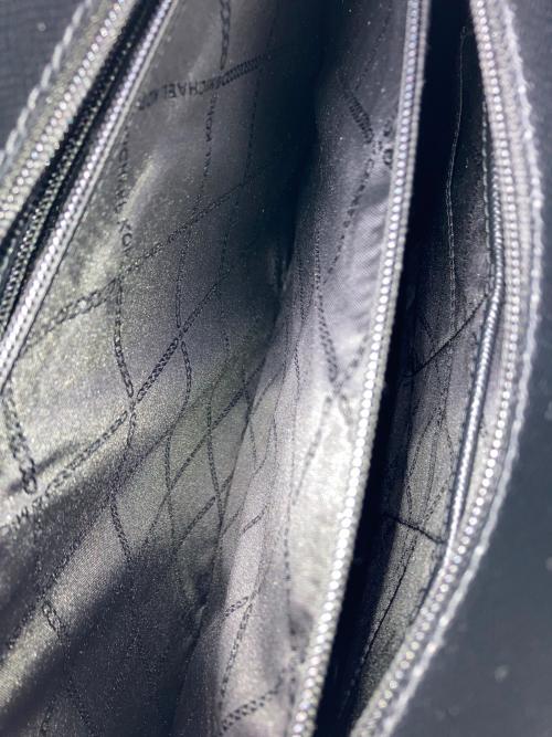 MICHAEL KORS（マイケルコース）MICHAEL KORS (マイケルコース) ボイジャー トートバッグ ブラックの古着・服飾アイテム
