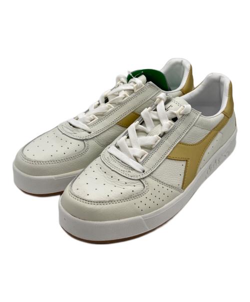 DIADORA（ディアドラ）DIADORA (ディアドラ) スニーカー ホワイト×ゴールド サイズ:26.5cm 未使用品の古着・服飾アイテム