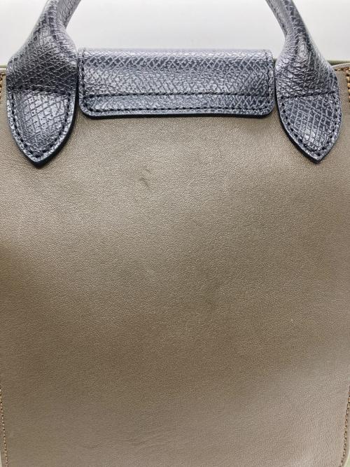 LONGCHAMP（ロンシャン）LONGCHAMP (ロンシャン) ショルダーバッグ カーキの古着・服飾アイテム