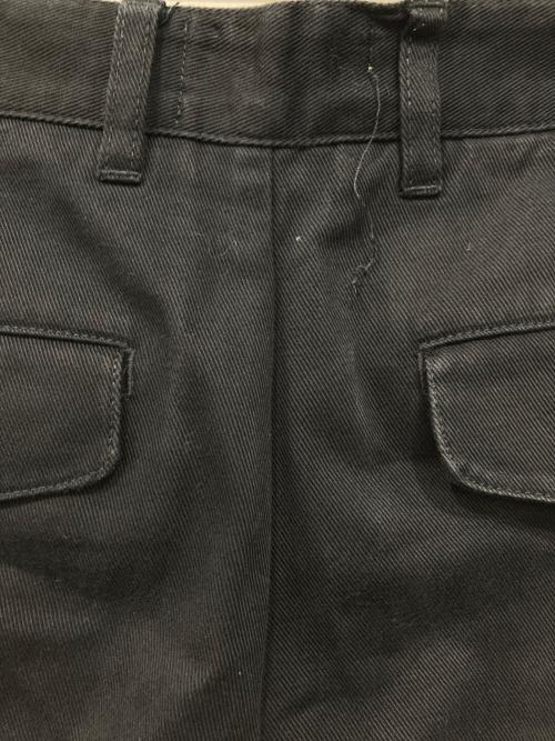 AMI Alexandre Mattiussi（アミアレクサンドルマテュッシ）AMI Alexandre Mattiussi (アミアレクサンドルマテュッシ) ハートロゴ クロップチノパンツ ネイビー サイズ:XSの古着・服飾アイテム