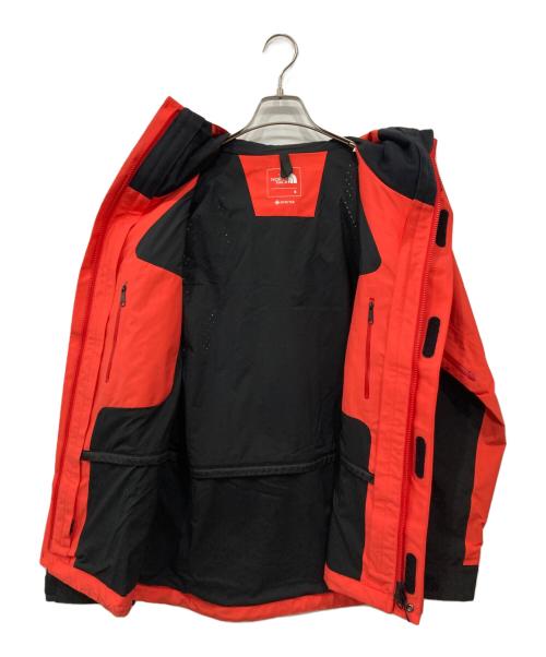 THE NORTH FACE（ザ ノース フェイス）THE NORTH FACE (ザ ノース フェイス) マウンテンジャケット ブラック×レッド サイズ:Sの古着・服飾アイテム