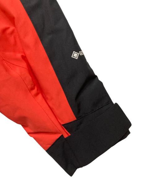 THE NORTH FACE（ザ ノース フェイス）THE NORTH FACE (ザ ノース フェイス) マウンテンジャケット ブラック×レッド サイズ:Sの古着・服飾アイテム