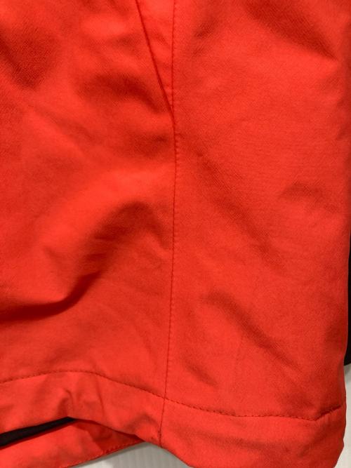 THE NORTH FACE（ザ ノース フェイス）THE NORTH FACE (ザ ノース フェイス) マウンテンジャケット ブラック×レッド サイズ:Sの古着・服飾アイテム