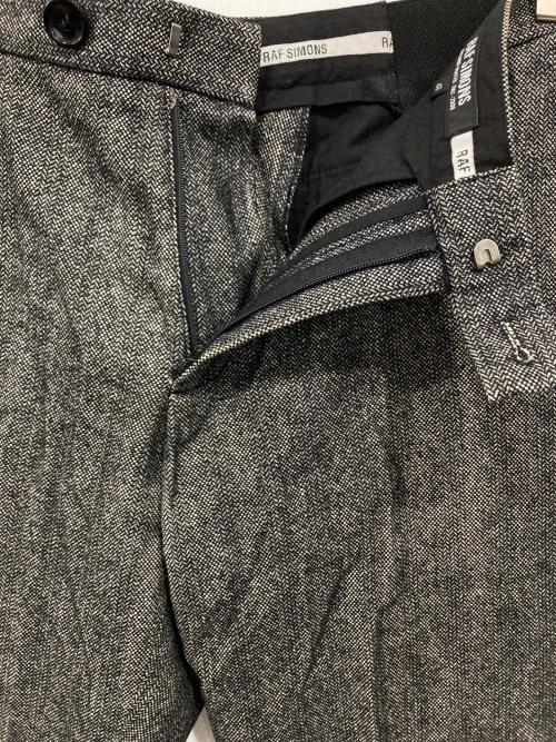RAF SIMONS（ラフシモンズ）RAF SIMONS (ラフシモンズ) ヘリンボーンウールパンツ グレー サイズ:46の古着・服飾アイテム